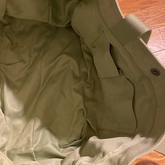 Tote bag by Universal Thread Goods
Co. from Target NEW - Picture 5 of 6